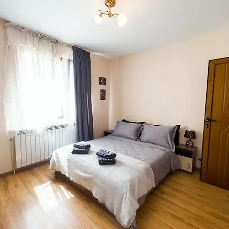 Апартаменты Berta Garden Сандански