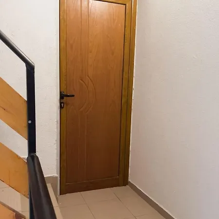 Апартаменты Berta Garden *